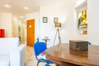 TV o dispositivi per l'intrattenimento presso Appartamento Cagliari centro con vista sul porto