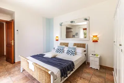 Letto o letti in una camera di Villa Gemma Torre delle Stelle Coast with infinity pool panoramic terraces and garden