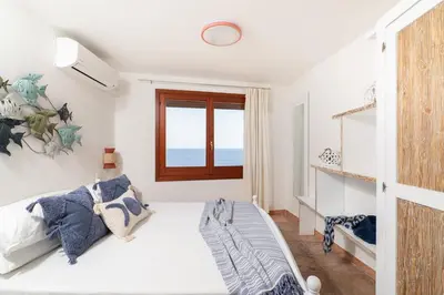 Letto o letti in una camera di Villa Gemma Torre delle Stelle Coast with infinity pool panoramic terraces and garden