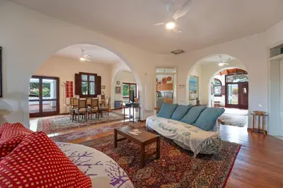 Area soggiorno di Lux Historic Villa Giardini, with private Pool SouthSardiniaHolidays