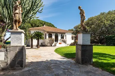 Giardino di Lux Historic Villa Giardini, with private Pool SouthSardiniaHolidays