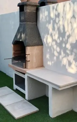 Attrezzature per barbecue disponibili per gli ospiti della casa vacanze