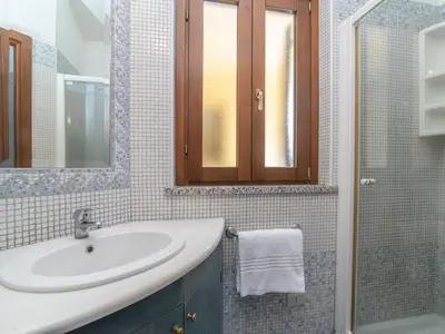 Bagno di Holiday Home Rei Sole - REI314 by Interhome