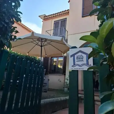 Casa blu Arbatax con giardino e terrazza