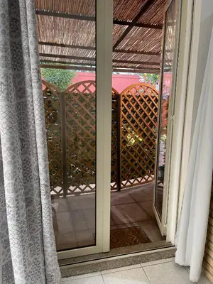 Planimetria di THE YELLOW HOUSE