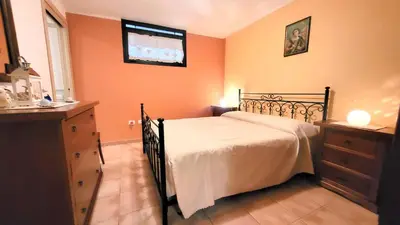 Letto o letti in una camera di Almond House Best Vacation Ever