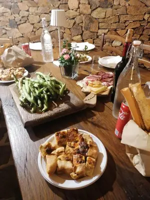 Cibo presso l'agriturismo o nelle vicinanze