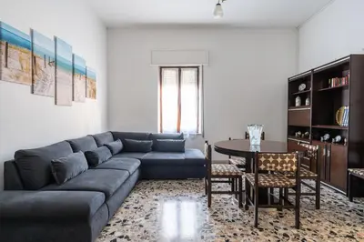 Area soggiorno di Spacious House in Sinis