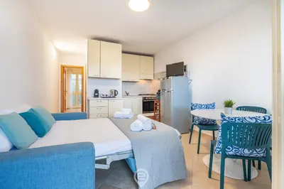 Cucina o angolo cottura di Azure House
