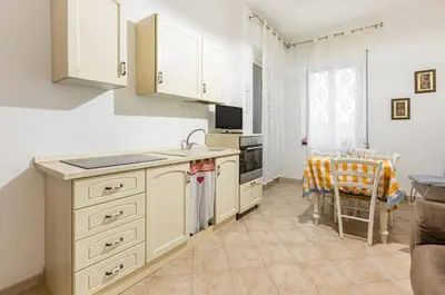 Cucina o angolo cottura di GuestHost - Monserrato Cozy Apartment near the Policlinico!