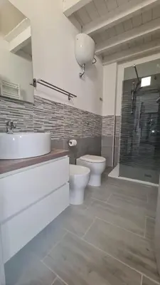 Bagno di Via Contu