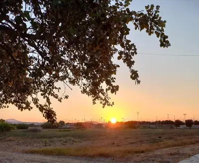 Alba o tramonto visti dall'interno della casa vacanze o dai dintorni