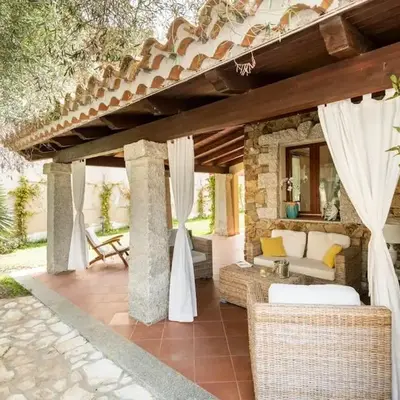 Prestigiosa Villa a Chia - Parcheggio riservato