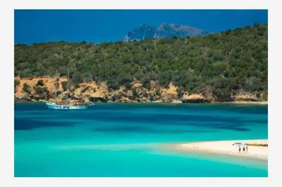 Paesaggio naturale nelle vicinanze della casa vacanze