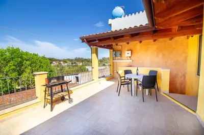 Balcone o terrazza di Chelu & Mare con terrazza e vista panoramica