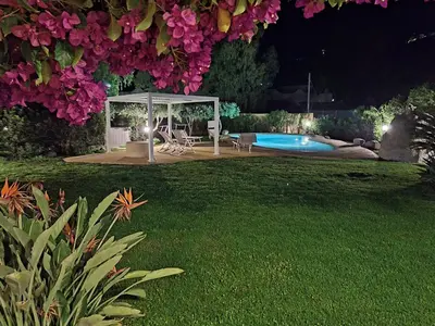 Piscina di Villa Carlebia - Piscina Privata - Spiagge raggiungibili a piedi o nelle vicinanze