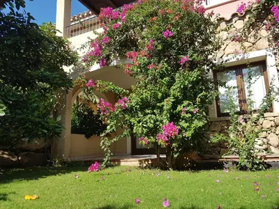 Giardino di Hotel Mariposas