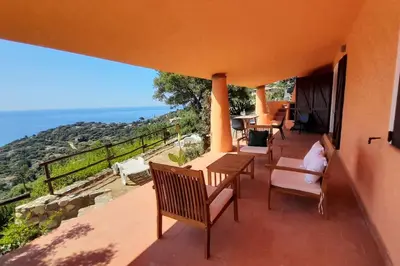 Paesaggio naturale nelle vicinanze della casa vacanze