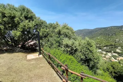 Paesaggio naturale nelle vicinanze della casa vacanze