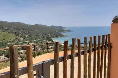 Paesaggio naturale nelle vicinanze della casa vacanze
