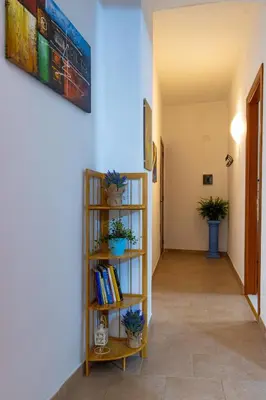 Biblioteca nell'appartamento