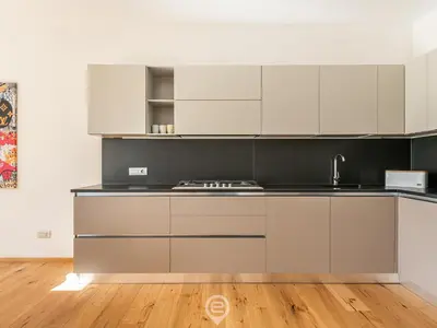 Cucina o angolo cottura di Golden Dunes Villa - Garden Retreat