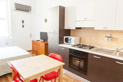Cucina o angolo cottura di S Efisio in Cagliari Centre U2166