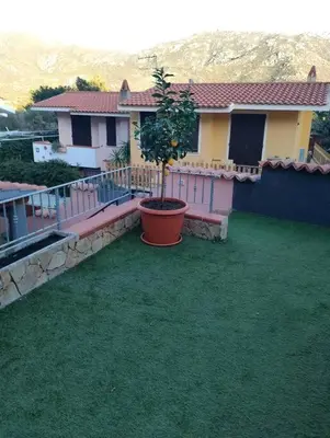 Giardino di Villa Susy Solanas -IUN R5389