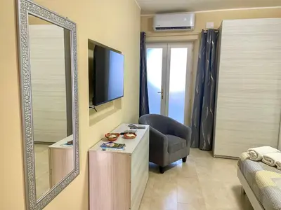 TV o dispositivi per l'intrattenimento presso Casa Nina - 10' dalla spiaggia