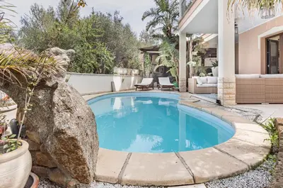 Piscina di GuestHost - Stunning Villa Paola with Swimming Pool & Terrace! o nelle vicinanze