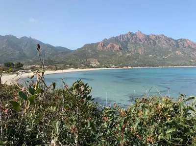 Paesaggio naturale nelle vicinanze della villa