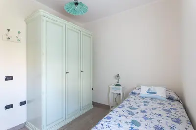 Letto o letti in una camera di Amazing BAY VIEW-BEACH BOUTIQUE Apartment VELAMEIGA