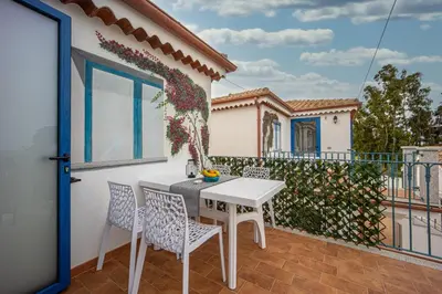 Balcone o terrazza di Acquamarina, appartamenti sul mare con piscina