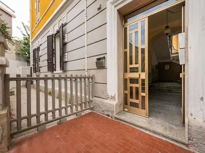 Facciata o entrata di Il Giardino Apartment- Between Beach and City Center Cagliari