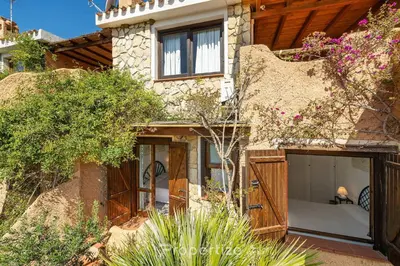 Giardino di Magnifica Villa by Propertize