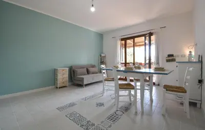 Area soggiorno di 1 Bedroom Beautiful Home In Arbus