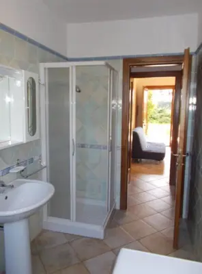 Bagno di Le Peonie 1 - appartamento mare Sardegna