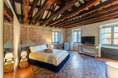 Letto o letti in una camera di Palazzo Boyl 1840