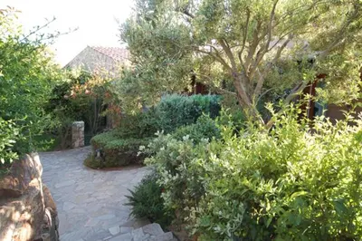 Giardino di Delizioso villino Chia Sud Sardegna
