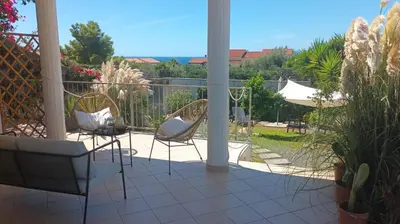 Balcone o terrazza di La Capitana apartment onthe coast ALLergyFree