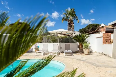Piscina di Villa Sole o nelle vicinanze