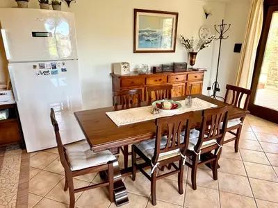 Cucina o angolo cottura di Eri & Ely's House By La Via Del Mare Viaggi e Vacanze