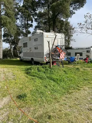 Paesaggio naturale nelle vicinanze del campeggio