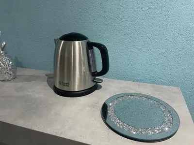 Set per la preparazione di tè e caffè presso La Maison del Mas Suite