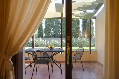 Planimetria di Tranquil Lantana Resort 2 Bedroom Apartments Sleeps 7 free wifi