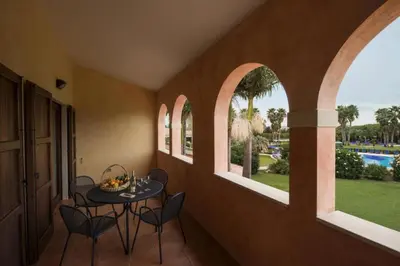 Piscina di Tranquil Lantana Resort 2 Bedroom Apartments for 7 people o nelle vicinanze