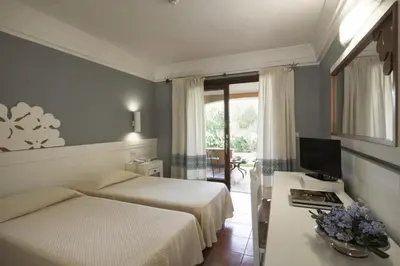 Letto o letti in una camera di Tranquil Lantana Resort 2 Bedroom Apartments for 7 people