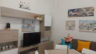 TV o dispositivi per l'intrattenimento presso OKIROS