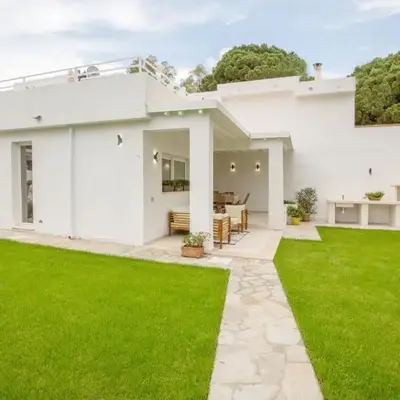 Luxury Villa Turquoise road to Villasimius 50 m from the sea IUN S0573