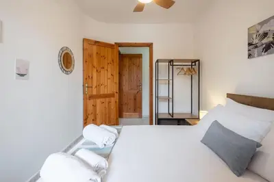 Letto o letti in una camera di Sant'Andrea Villa- 300m From the Beach- Easy Parking- Netflix-Self Check-in